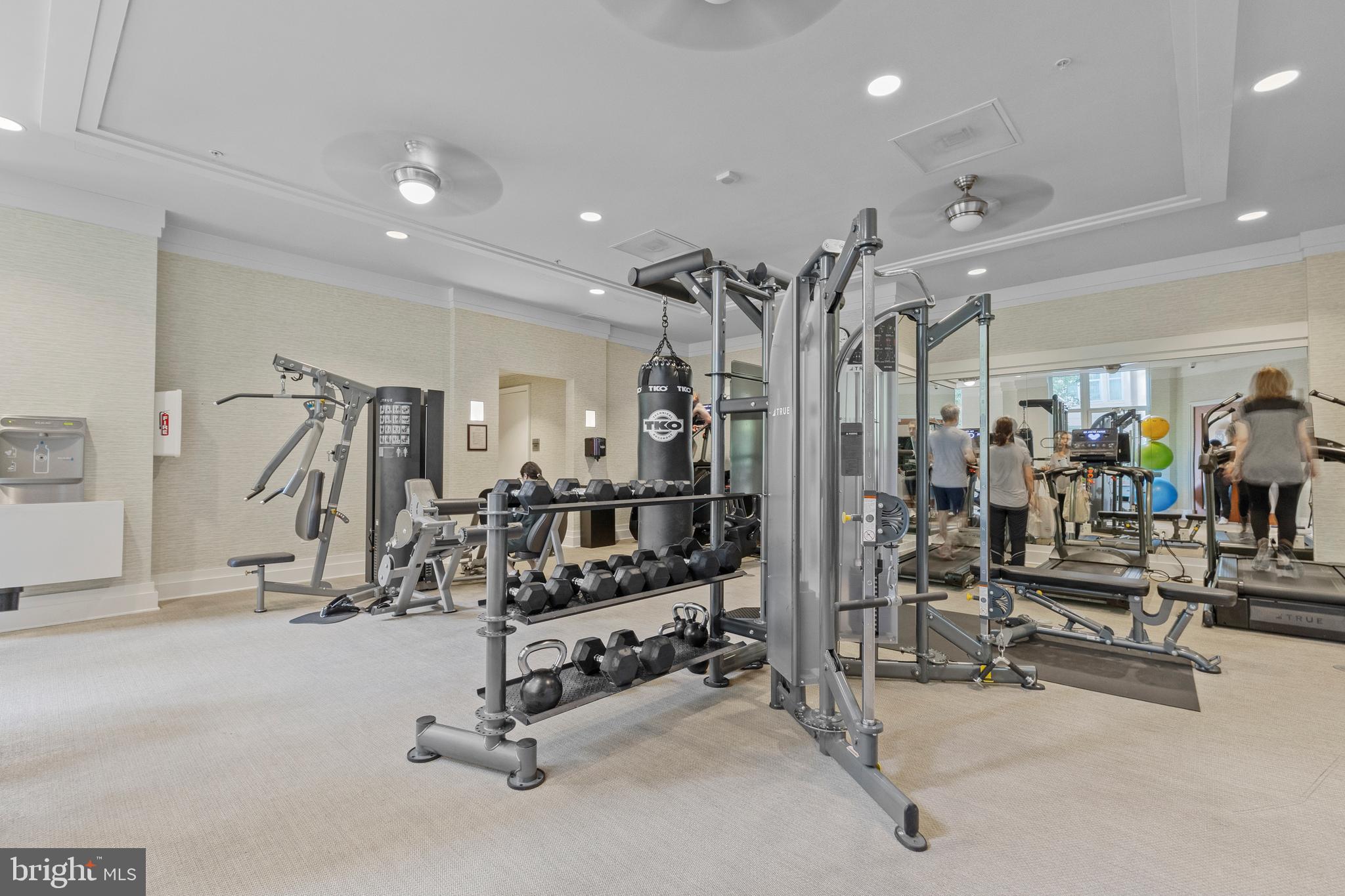 ONE PARK CREST CONDOMINIUM - Residential