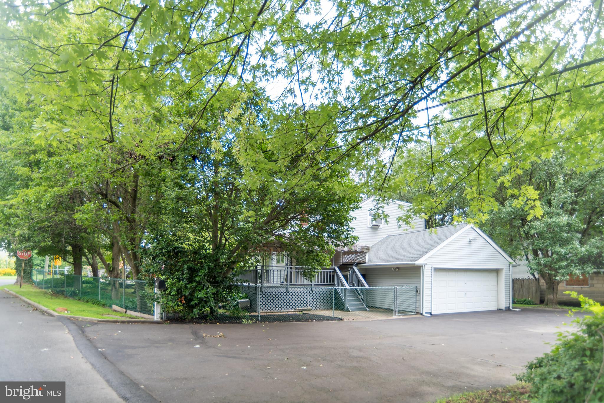 1656 HIGHLAND AVENUE