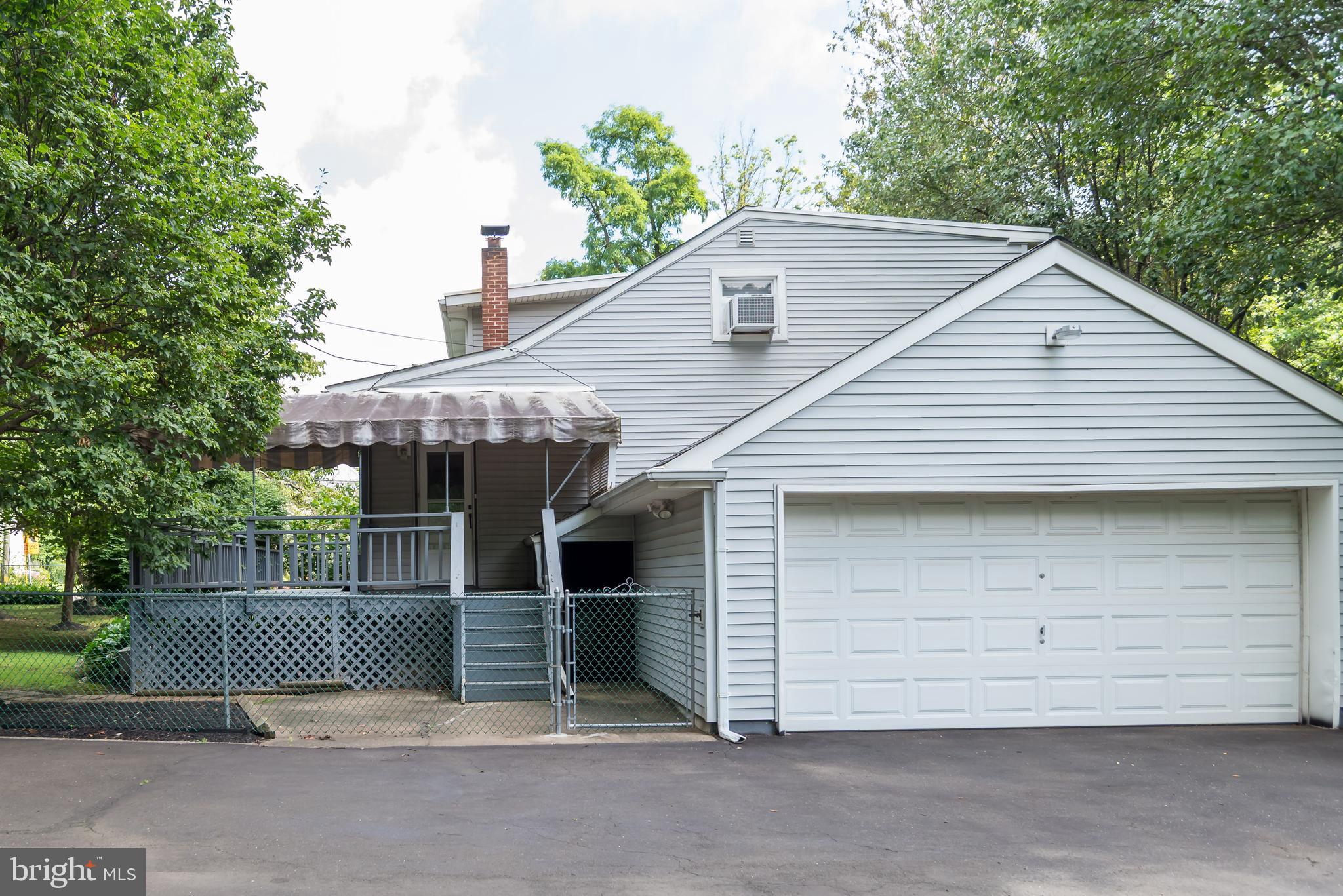 1656 HIGHLAND AVENUE