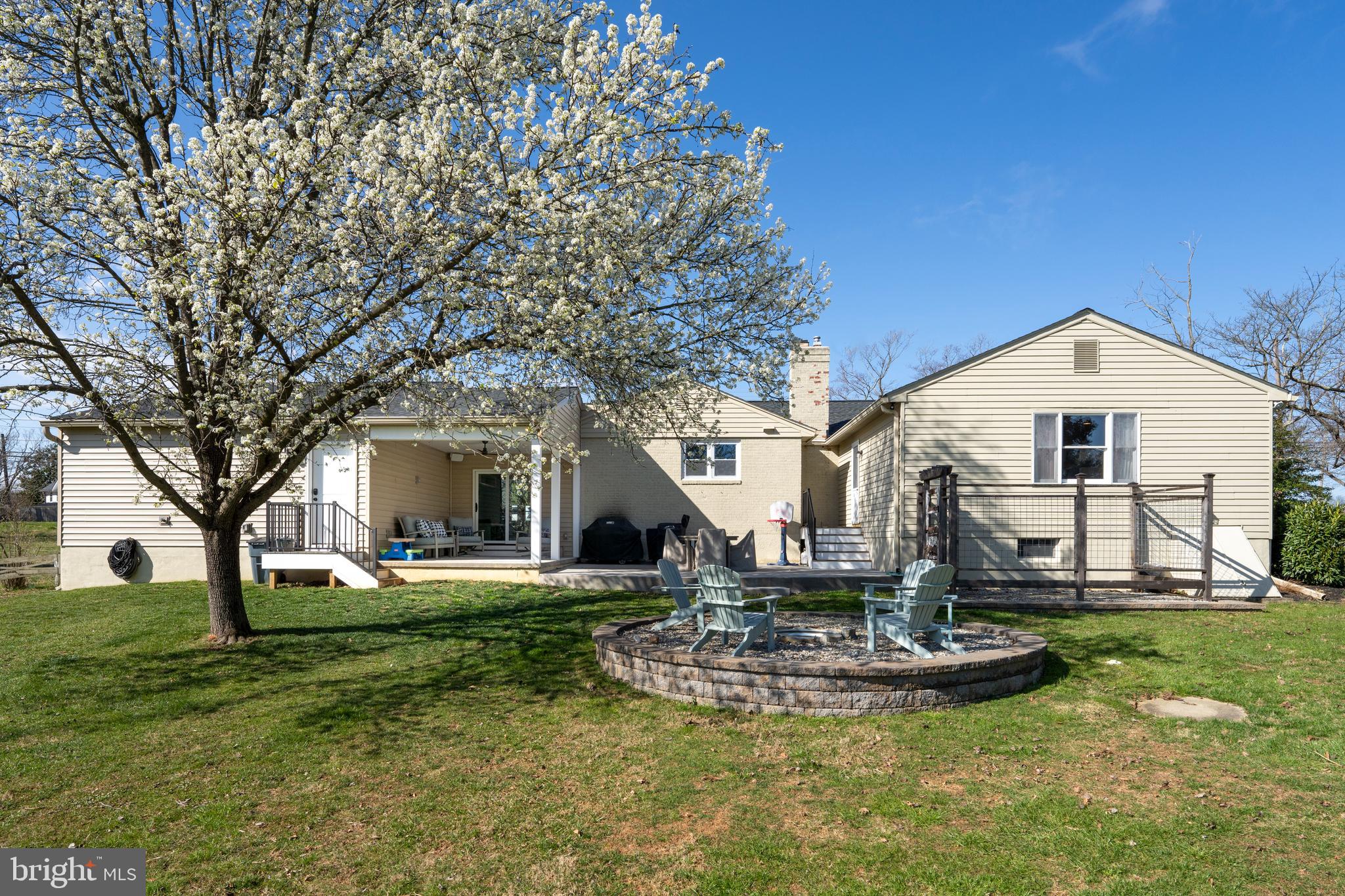 OWINGS MILLS - Residential