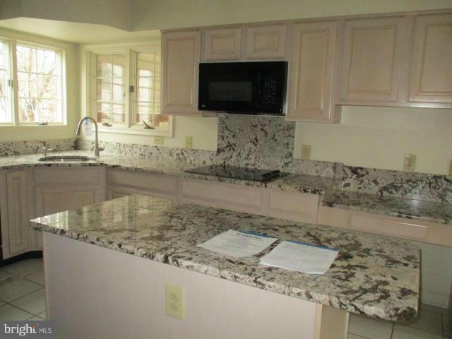 FOUNTAIN GLEN - Residential