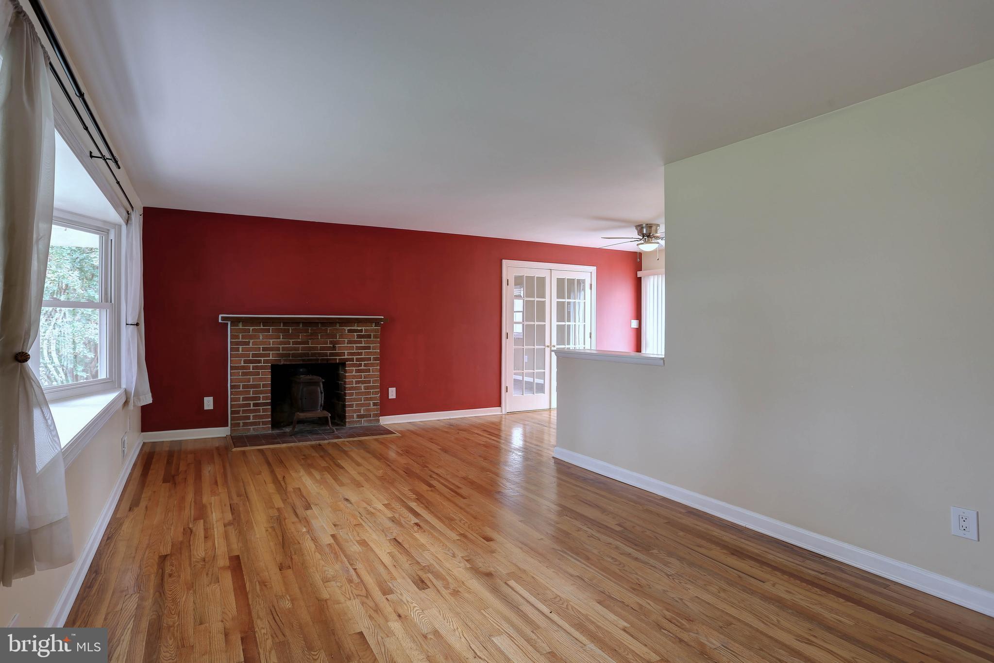 FAIRWAY HILLS - Residential Lease