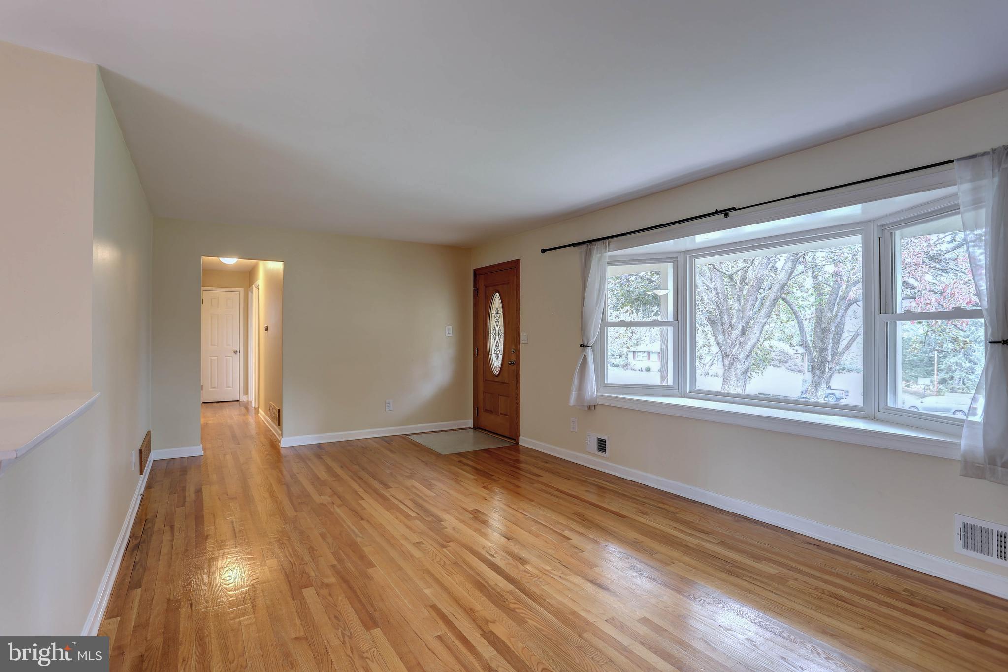 FAIRWAY HILLS - Residential Lease