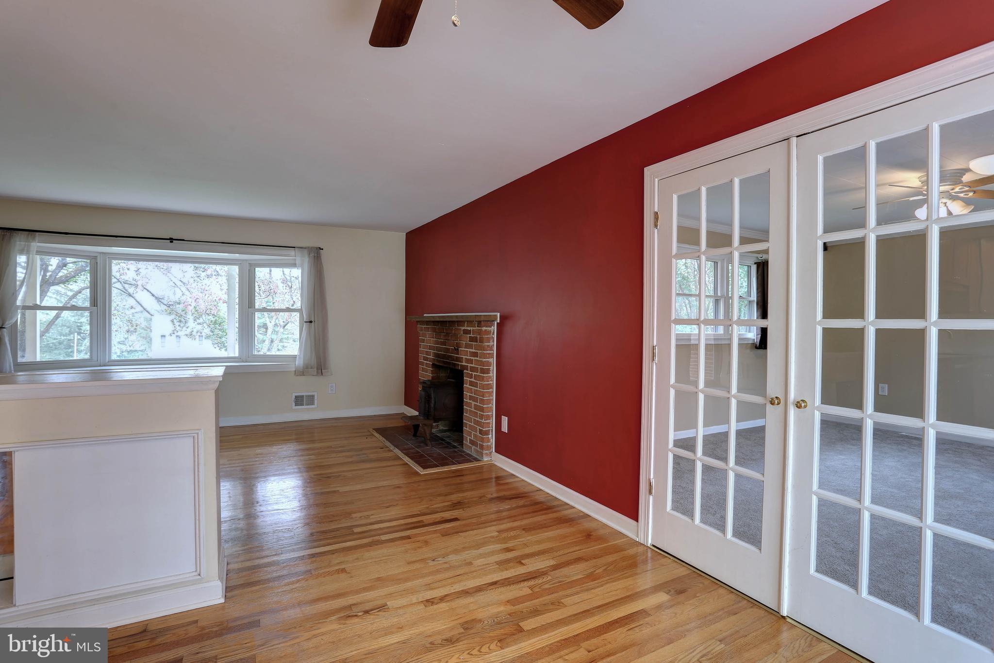 FAIRWAY HILLS - Residential Lease