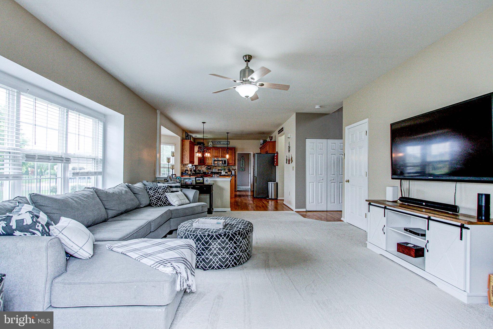 REGENCY MANOR - Residential