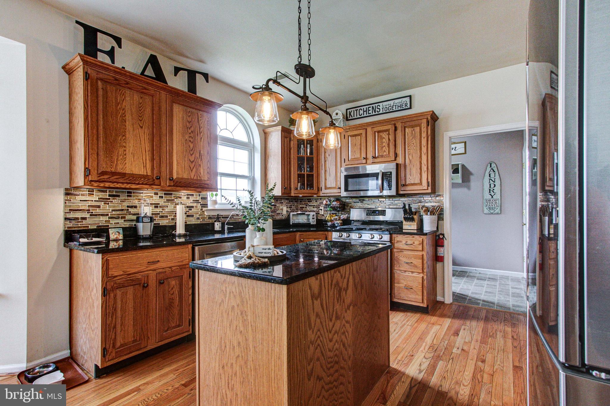 REGENCY MANOR - Residential