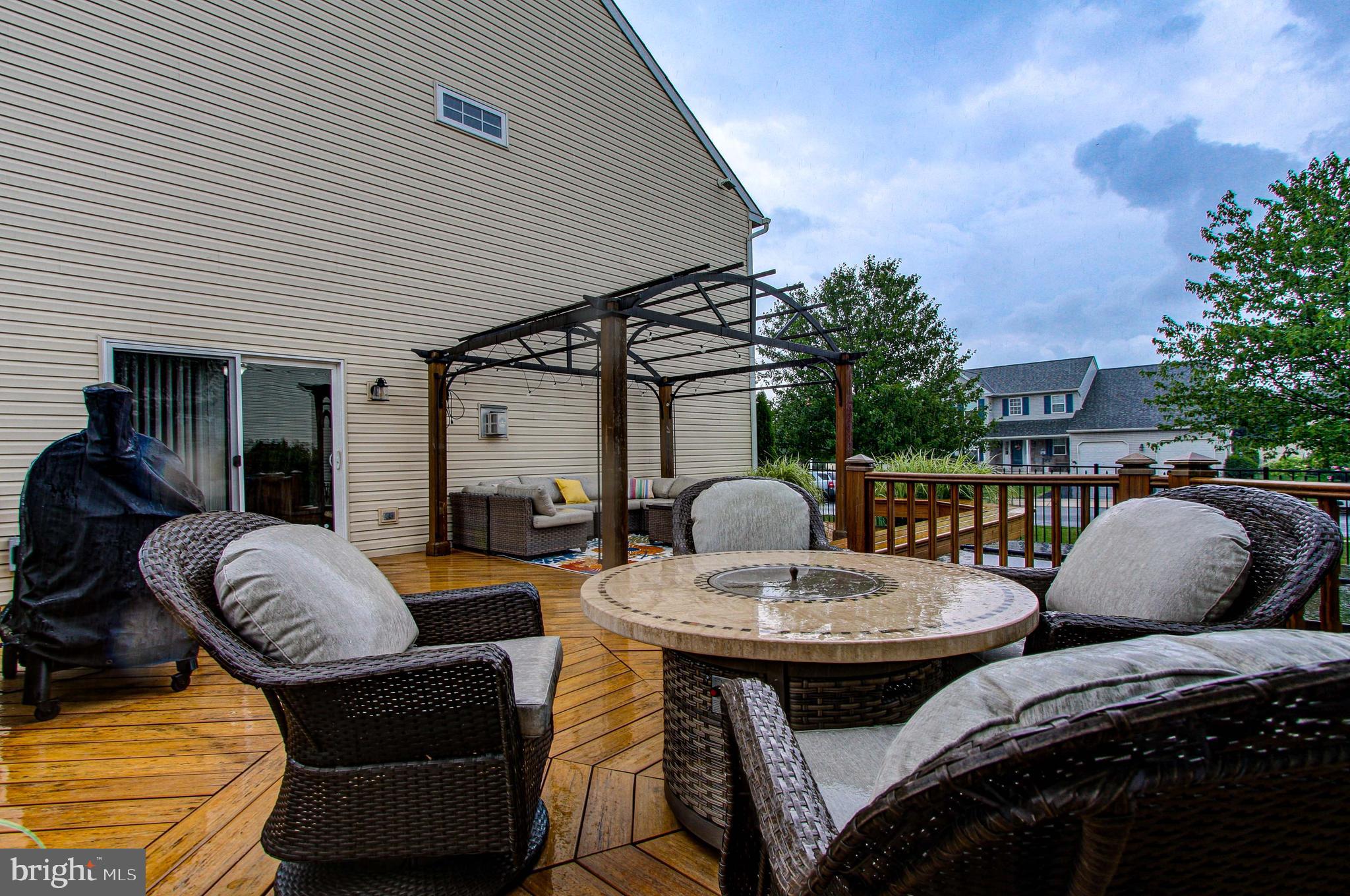 REGENCY MANOR - Residential