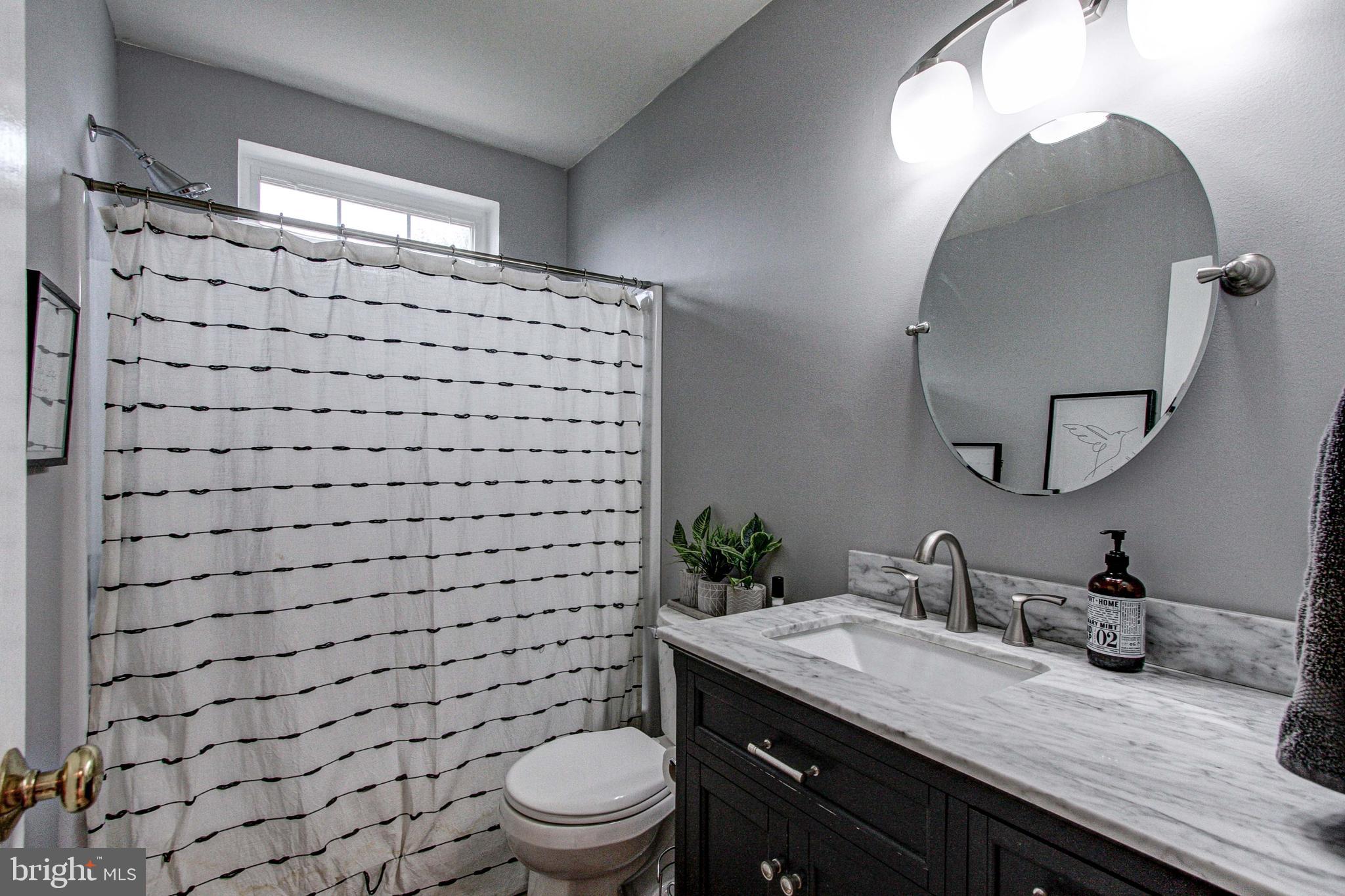 REGENCY MANOR - Residential