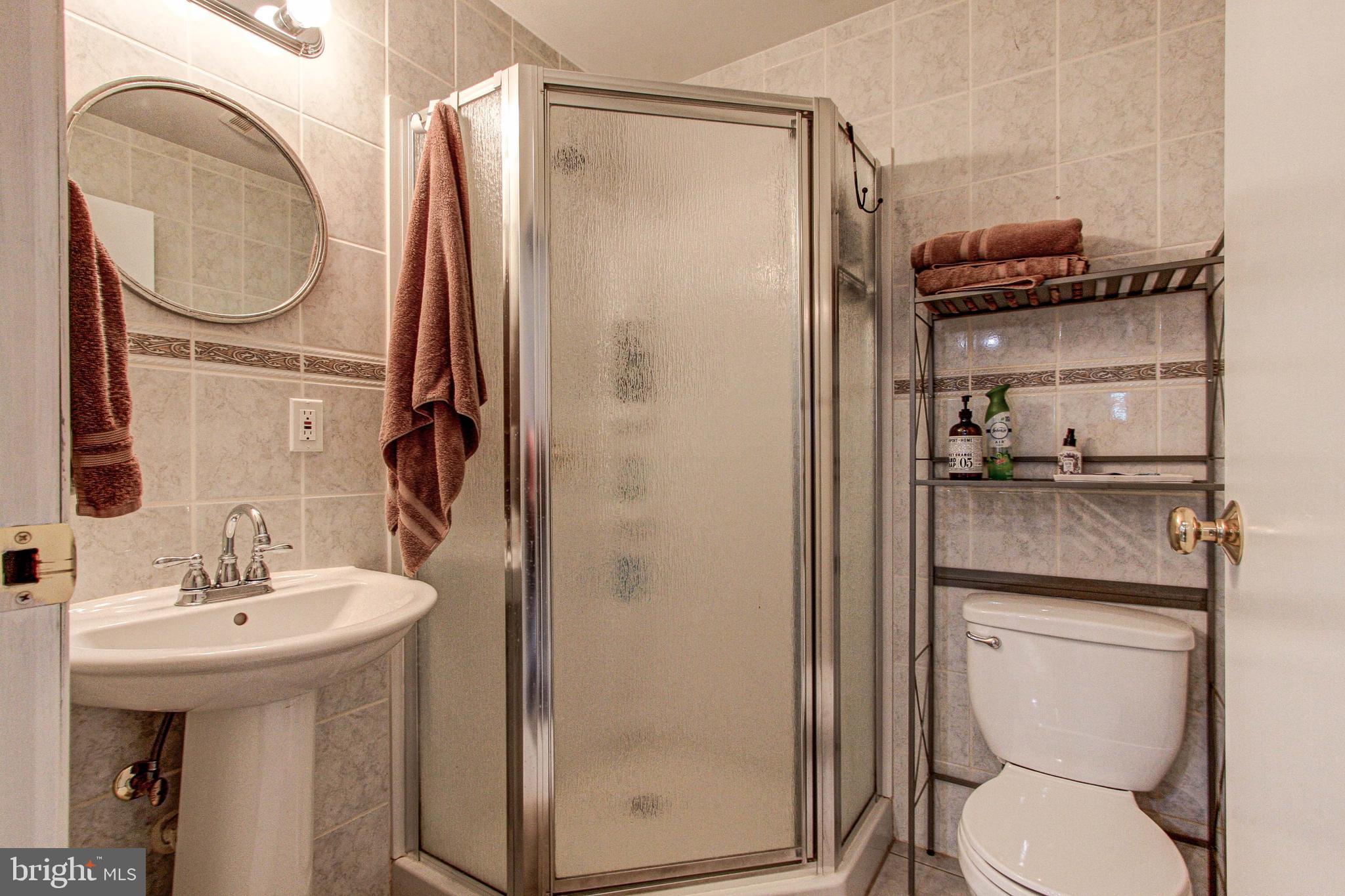 REGENCY MANOR - Residential