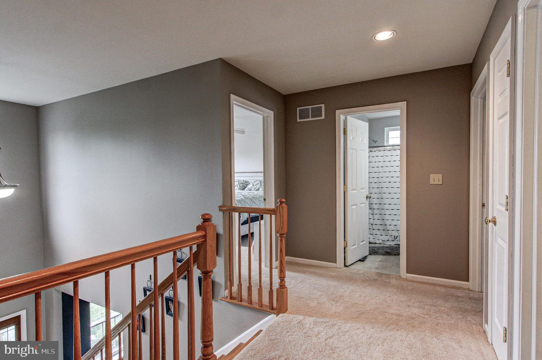 REGENCY MANOR - Residential