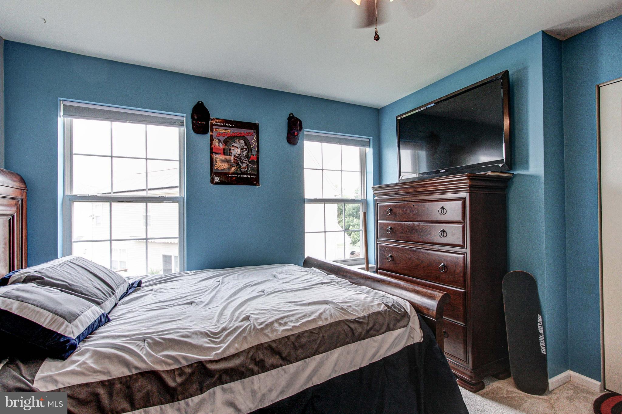 REGENCY MANOR - Residential