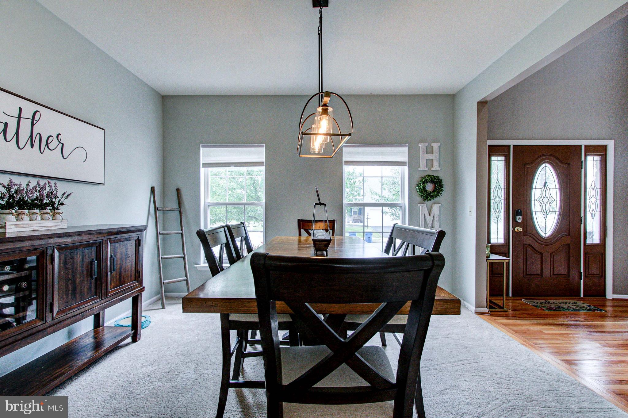 REGENCY MANOR - Residential