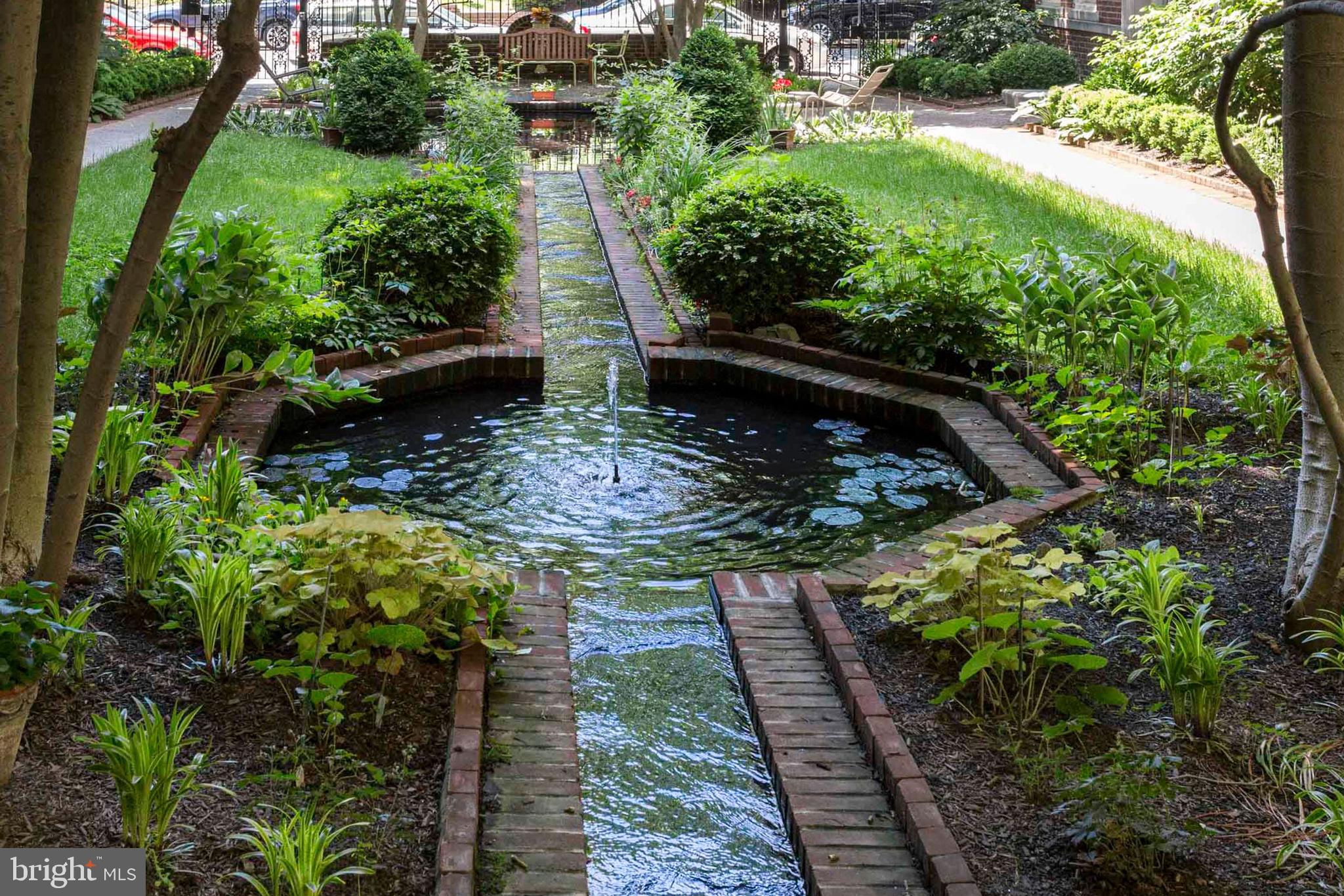 UNIVERSITY CITY - Residential