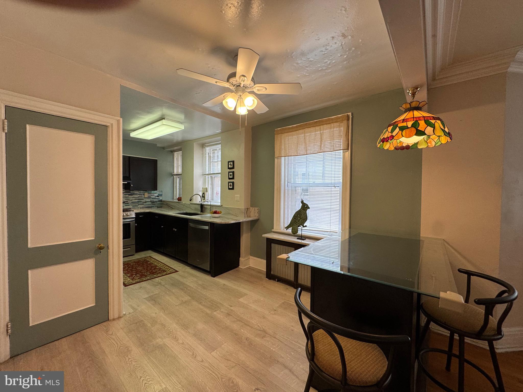 UNIVERSITY CITY - Residential