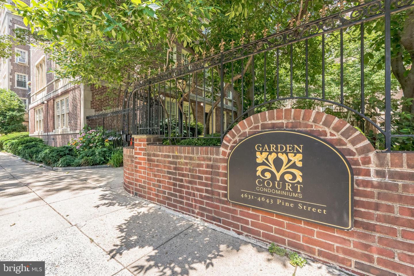 GARDEN COURT - Residential
