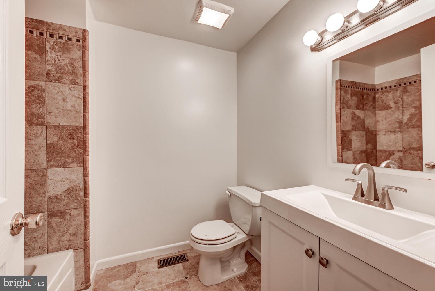 BROOKSHIRE - Residential