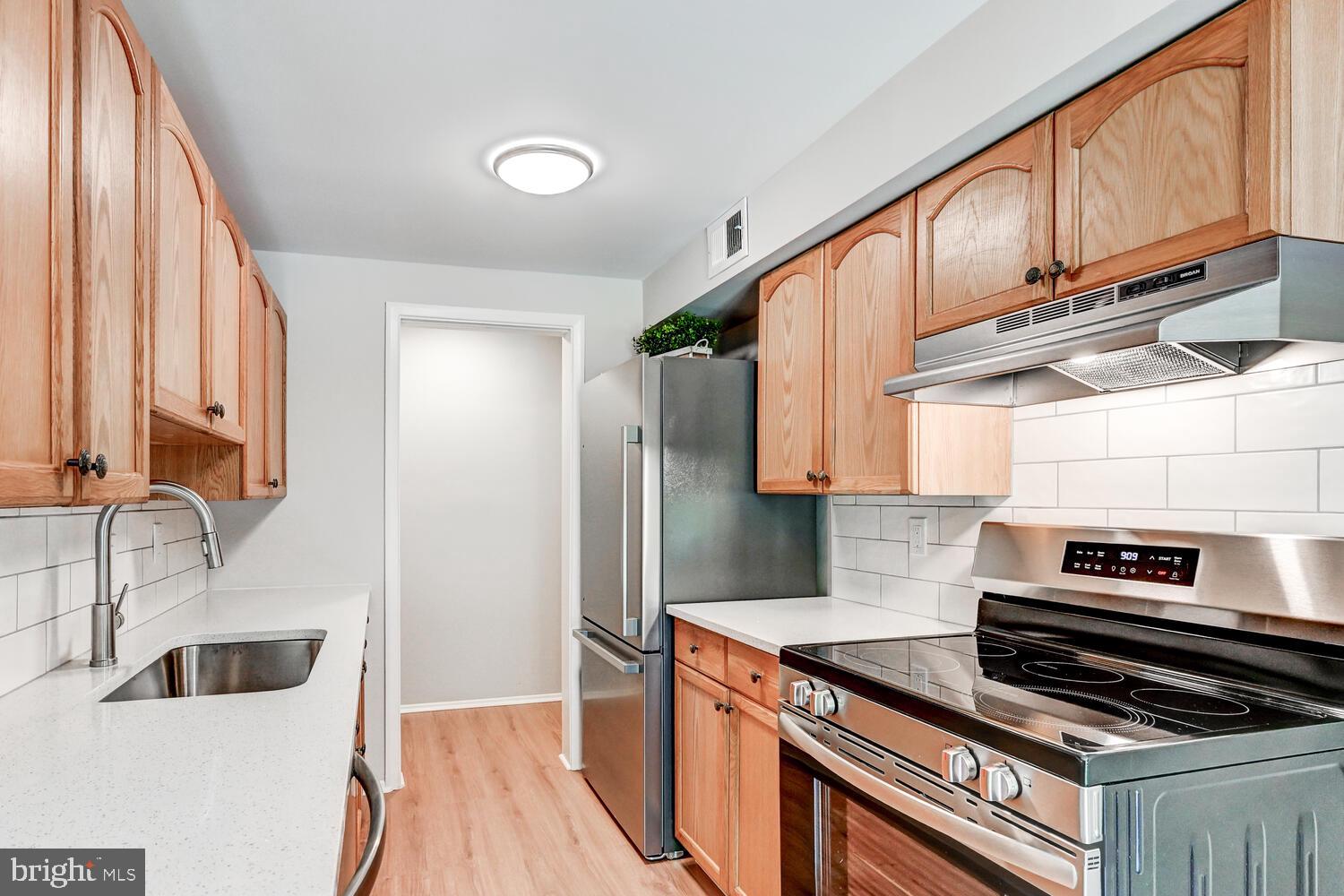 BROOKSHIRE - Residential