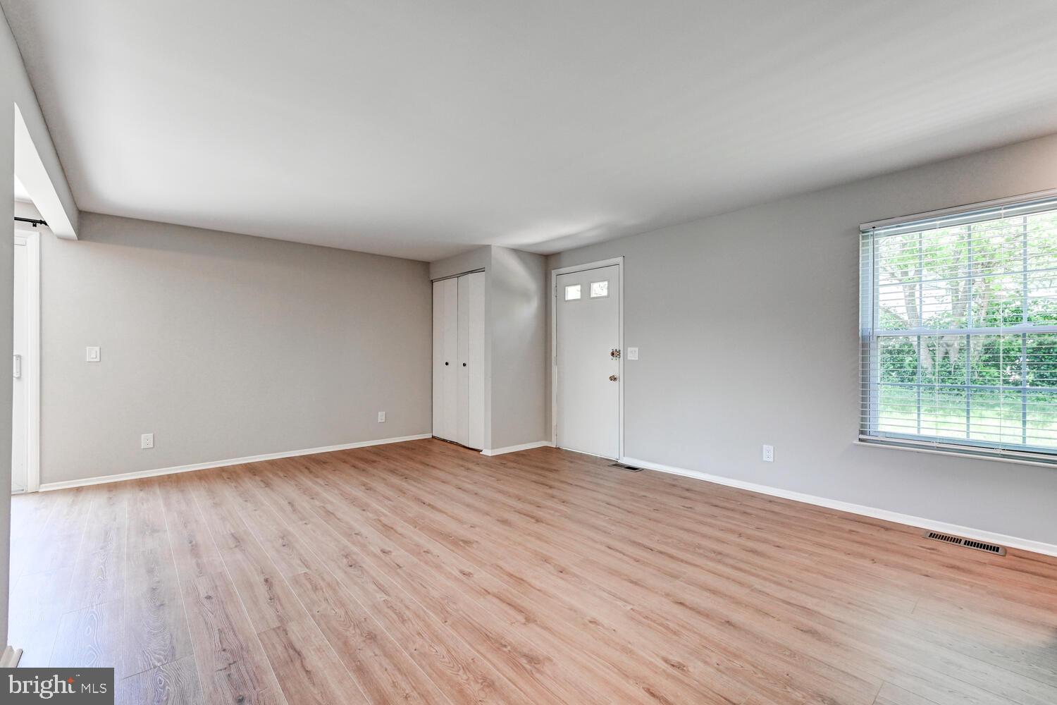 BROOKSHIRE - Residential