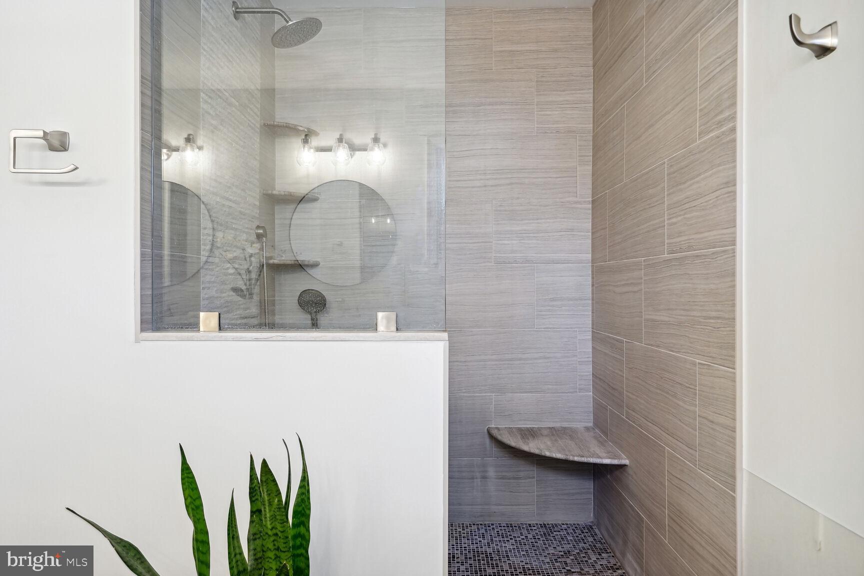 COUNTRYSIDE - Residential