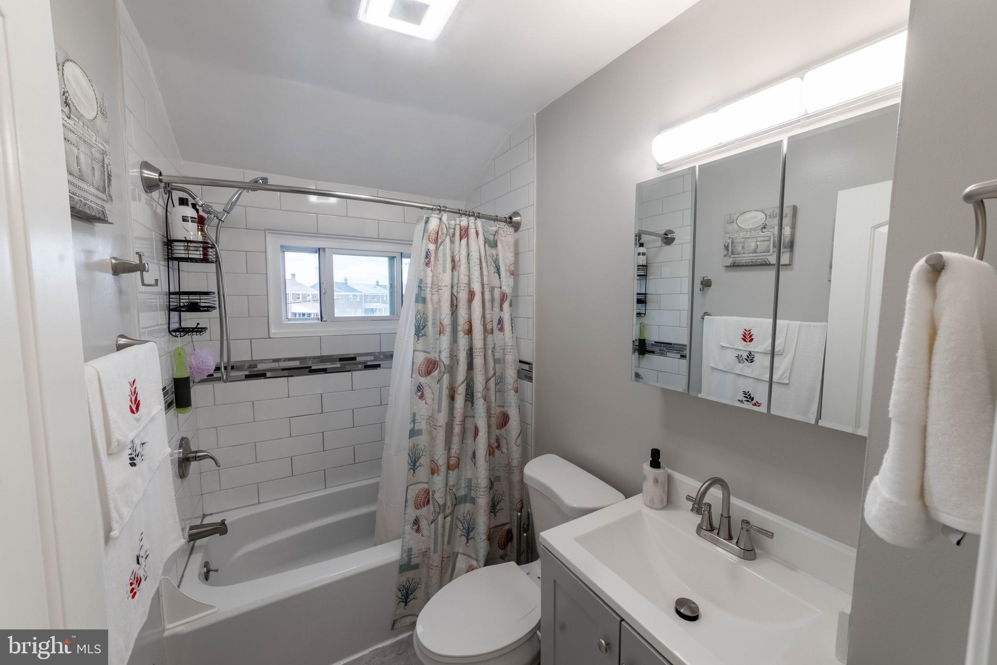 CHARLESMONT - Residential