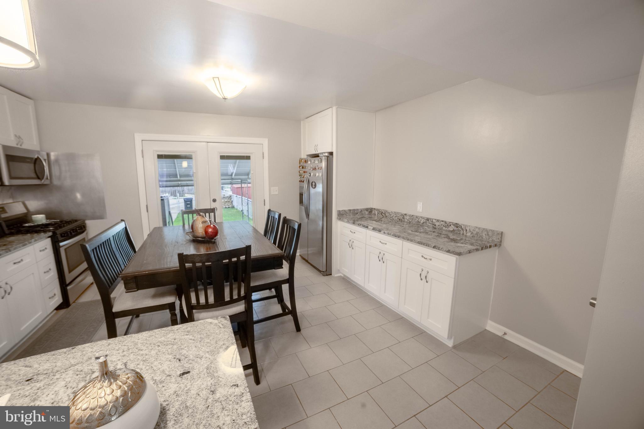 CHARLESMONT - Residential