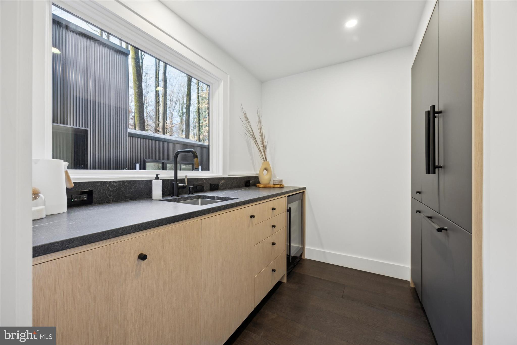 SOLEBURY MOUNT EST - Residential