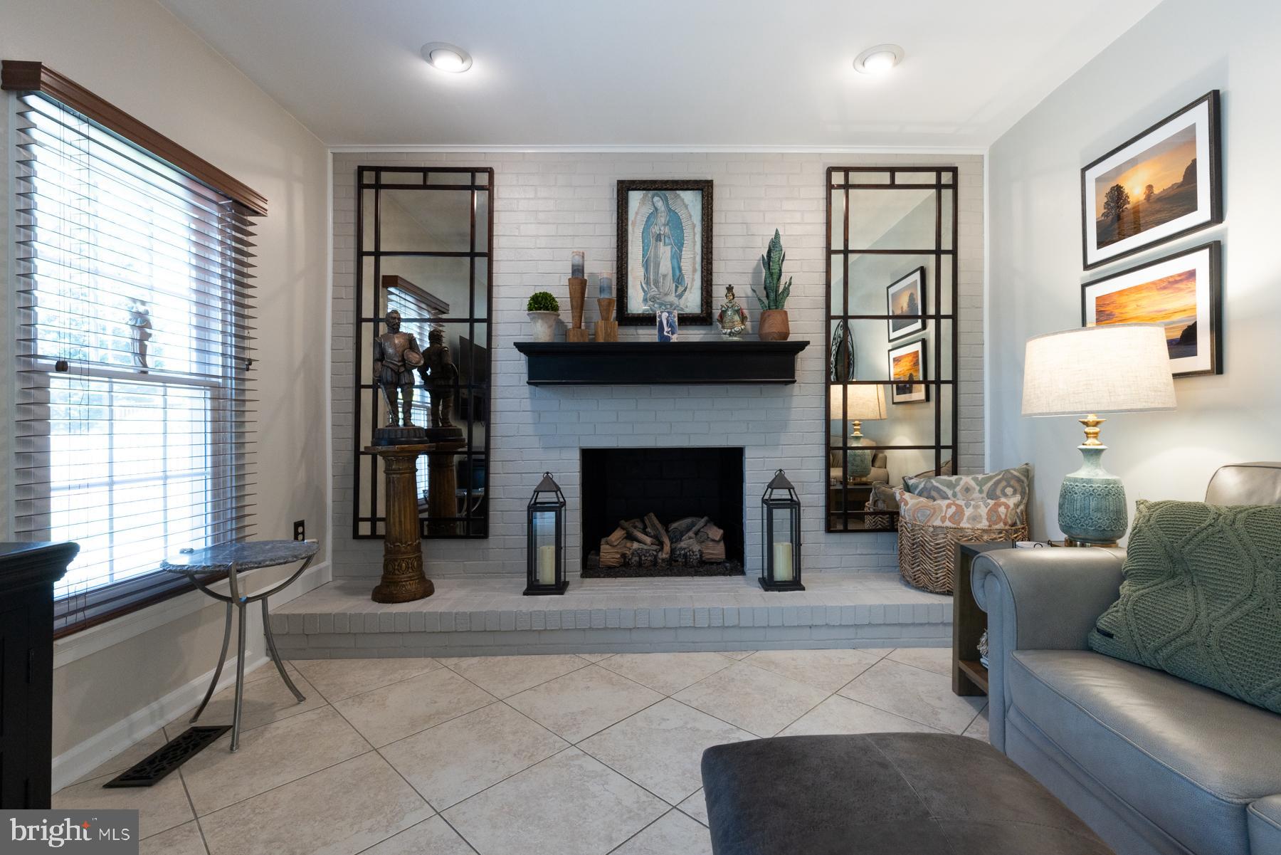 JACKSON MANOR - Residential