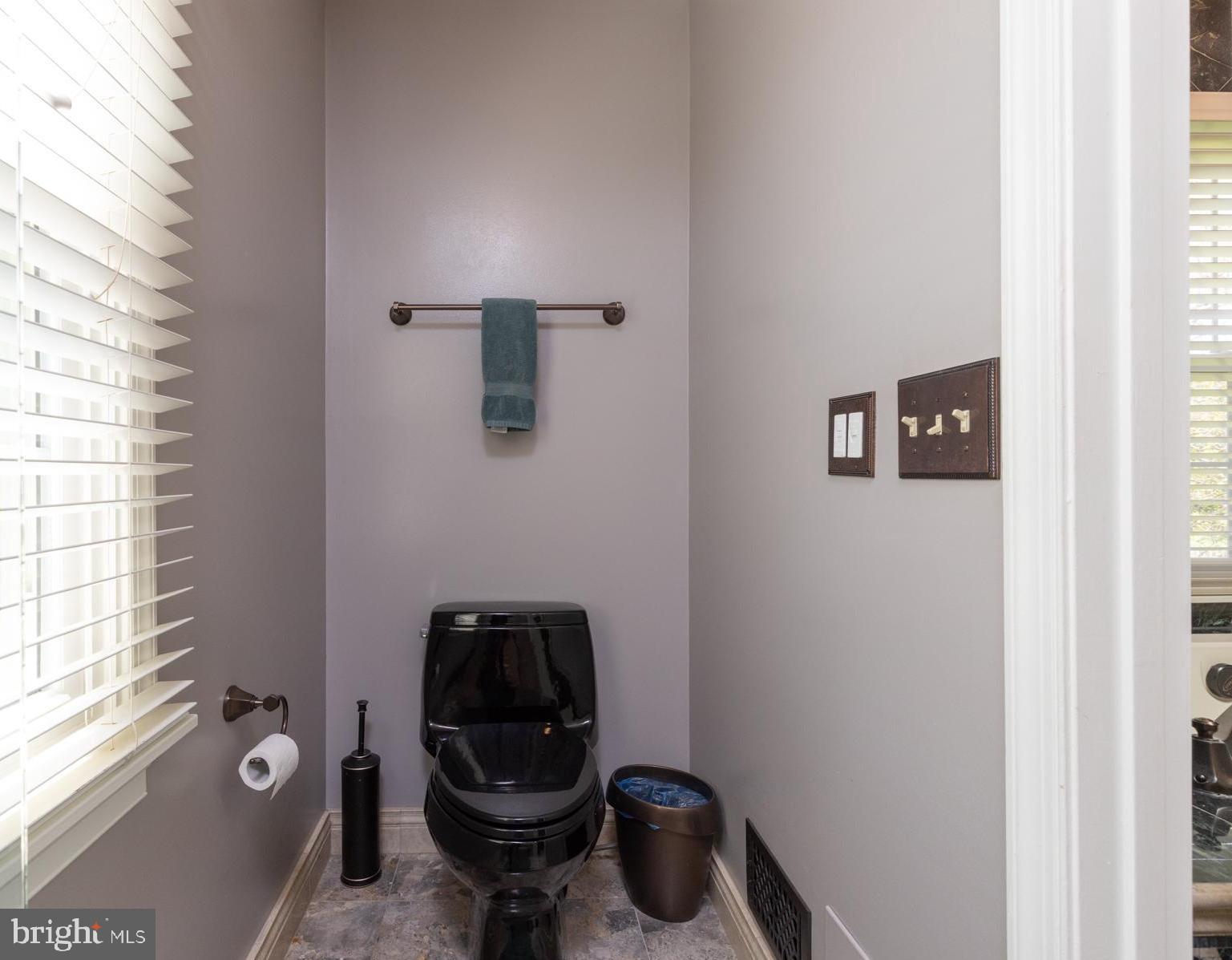 JACKSON MANOR - Residential