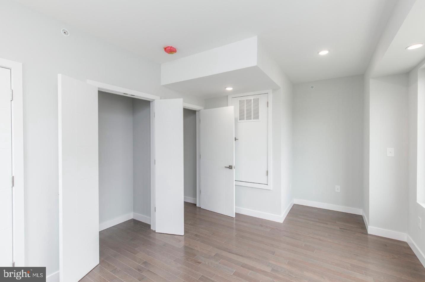 POINT BREEZE - Residential Lease