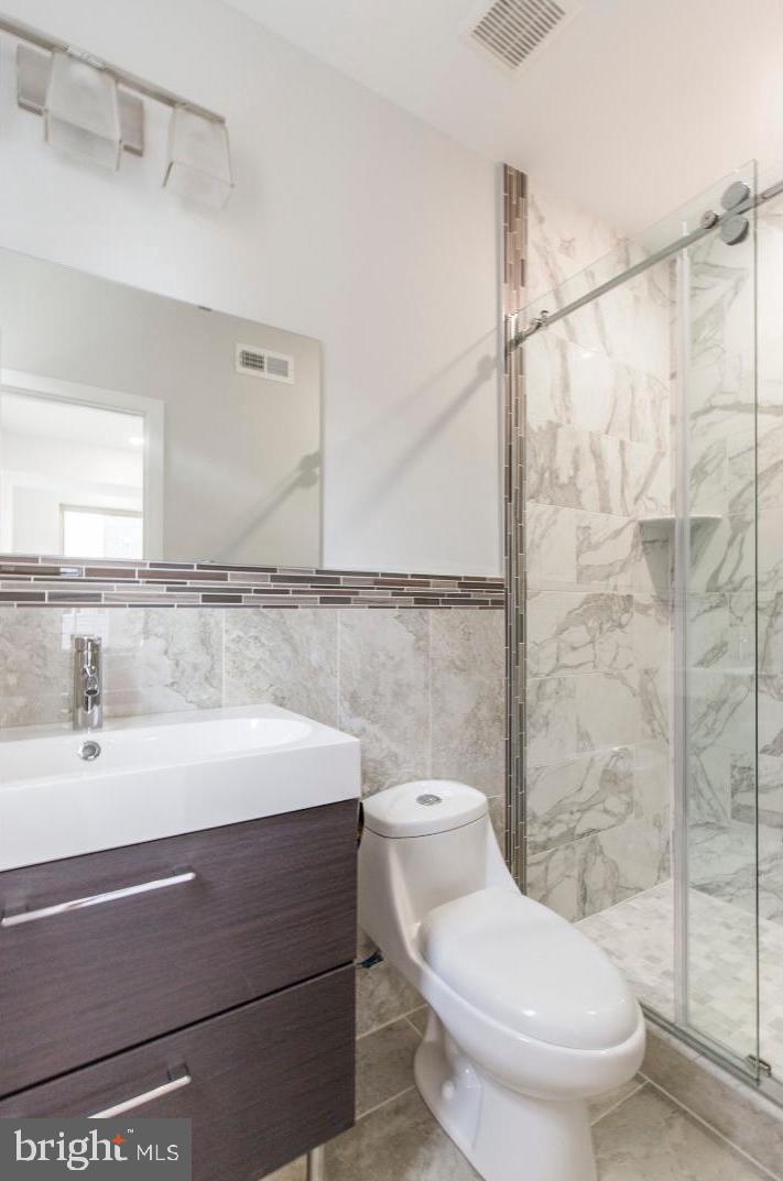 POINT BREEZE - Residential Lease