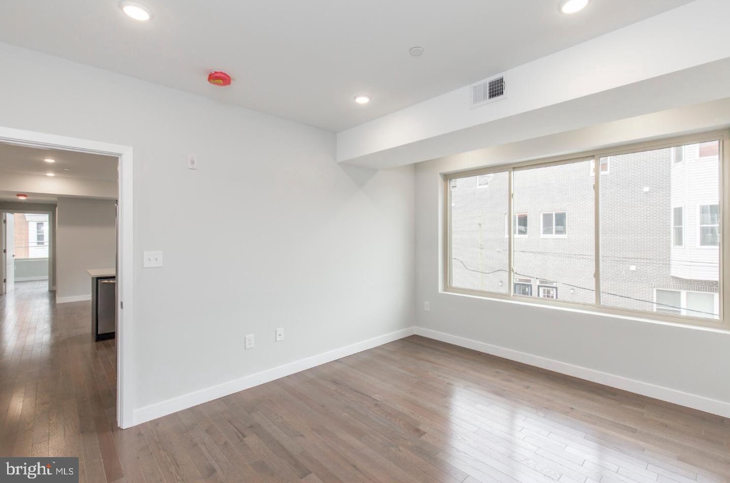 POINT BREEZE - Residential Lease