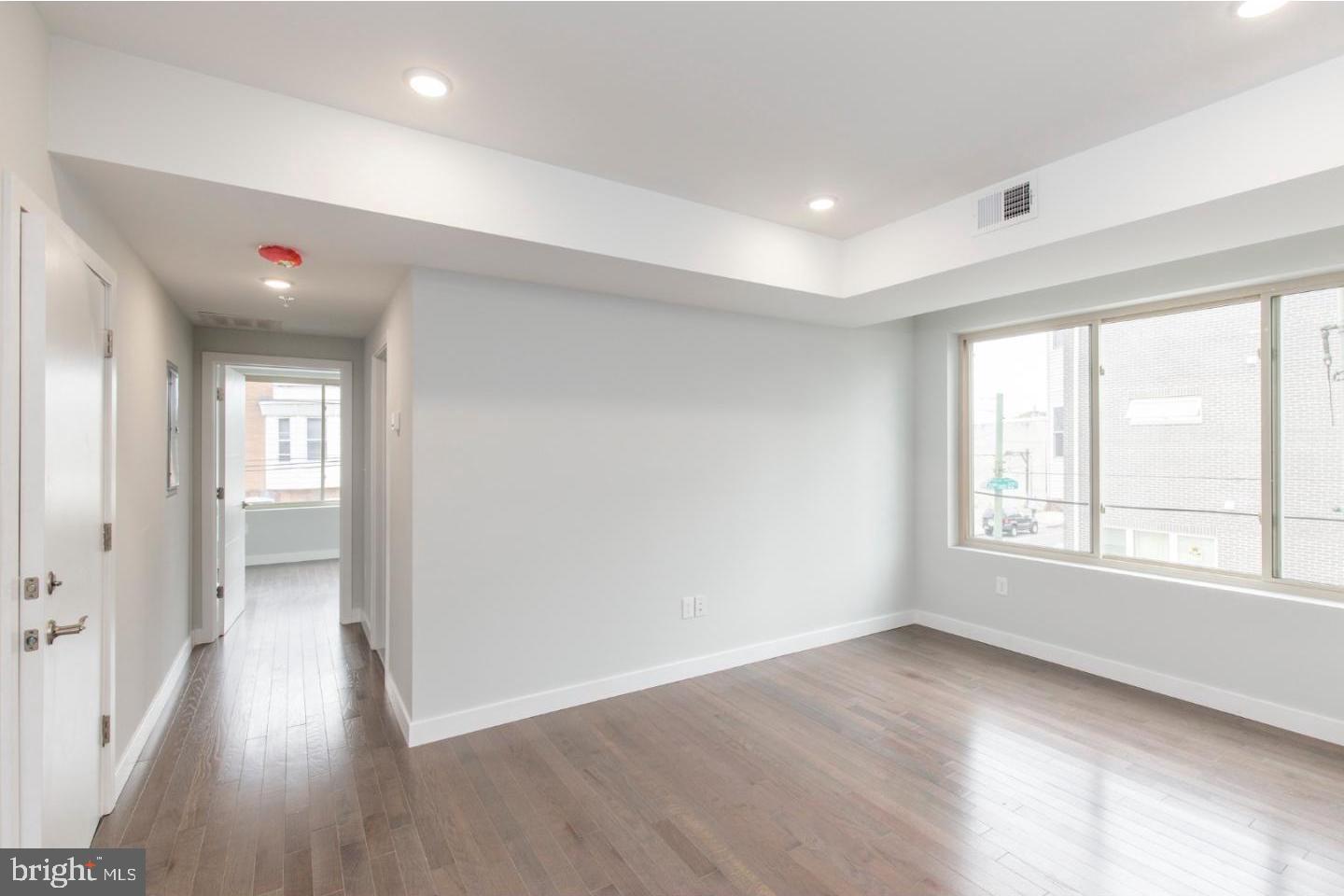 POINT BREEZE - Residential Lease