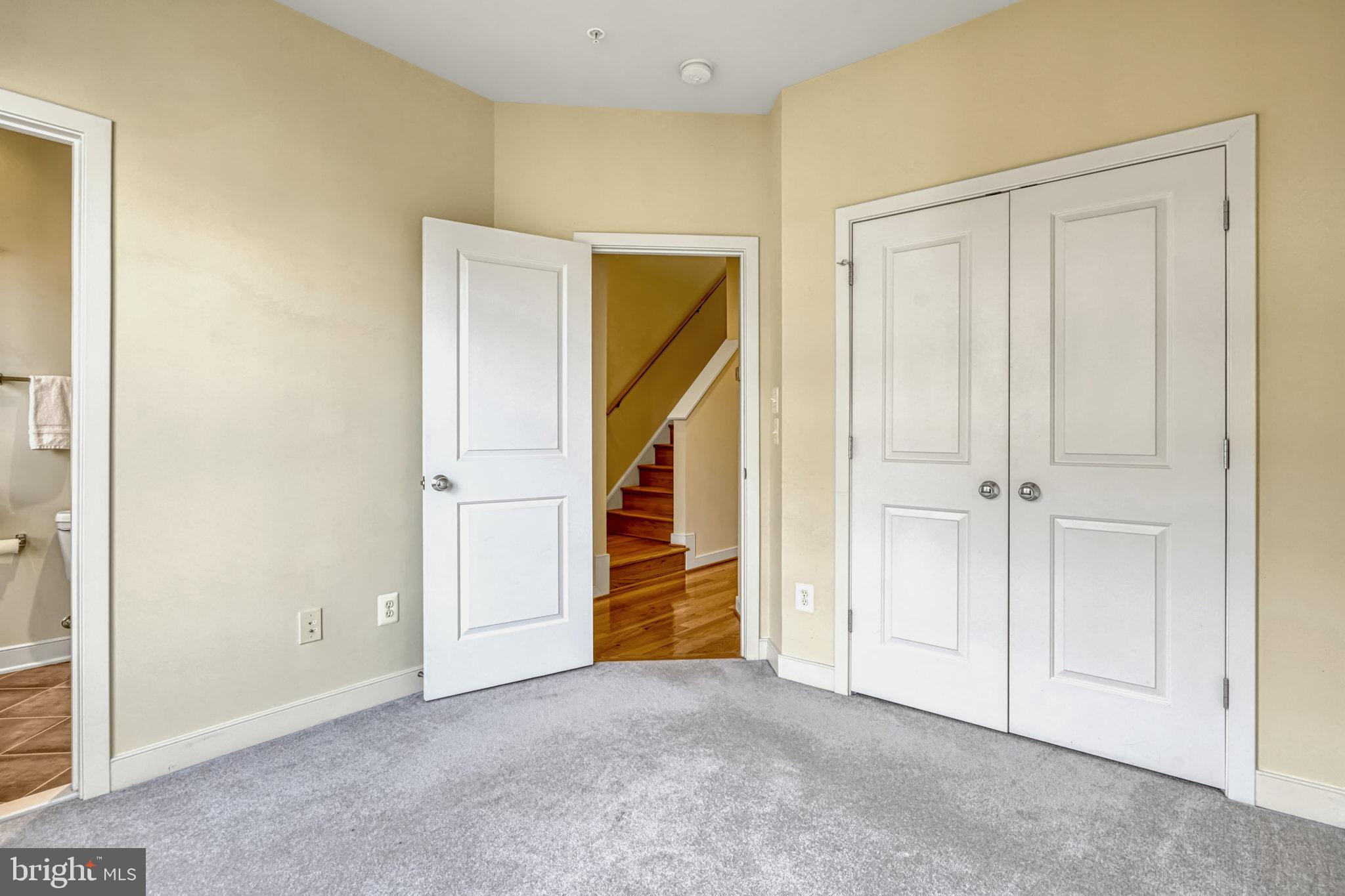 CENTERPOINTE - Residential