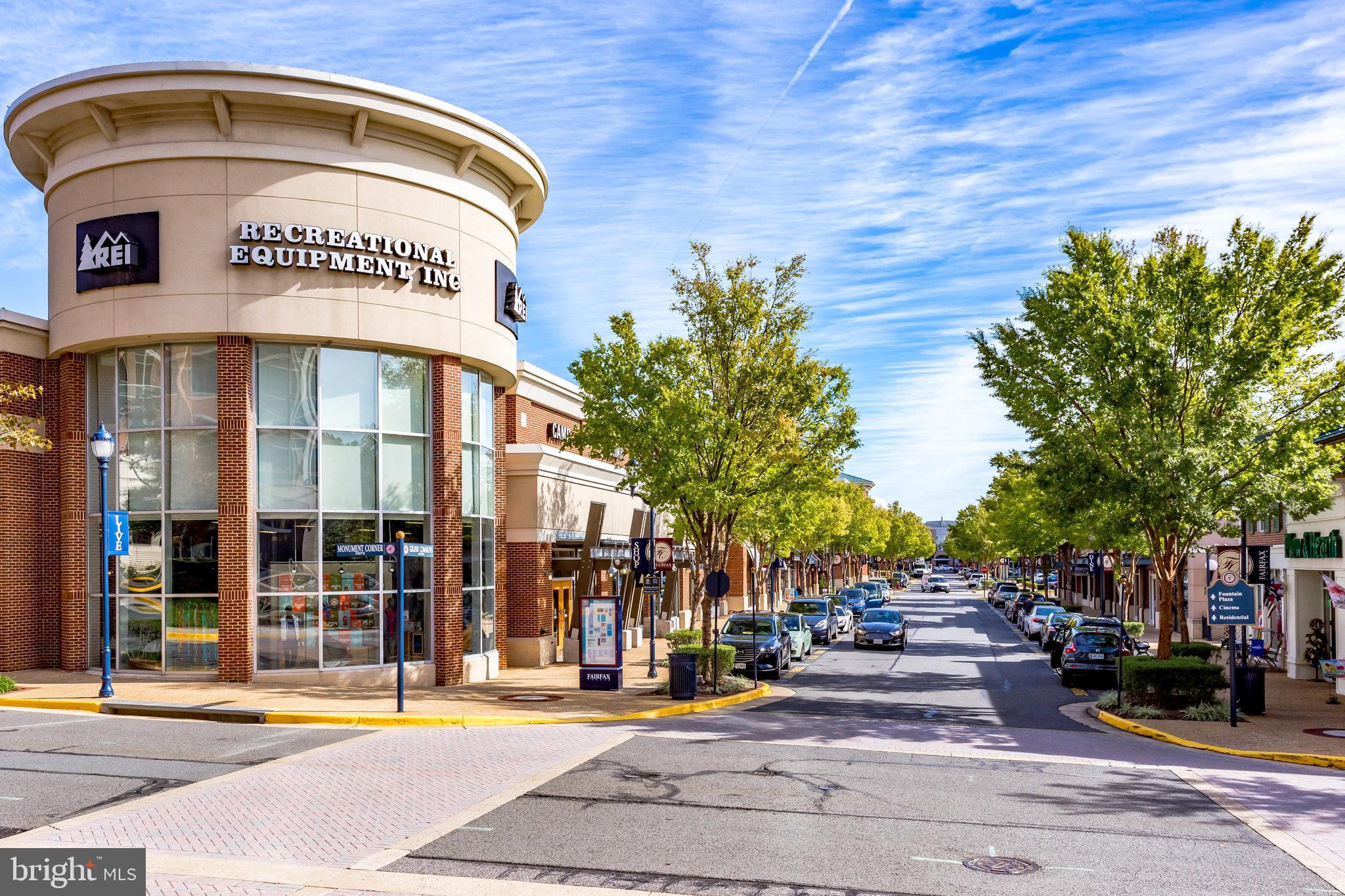 CENTERPOINTE - Residential