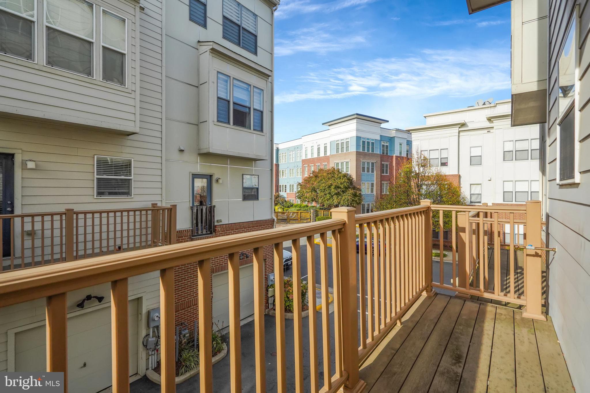 CENTERPOINTE - Residential