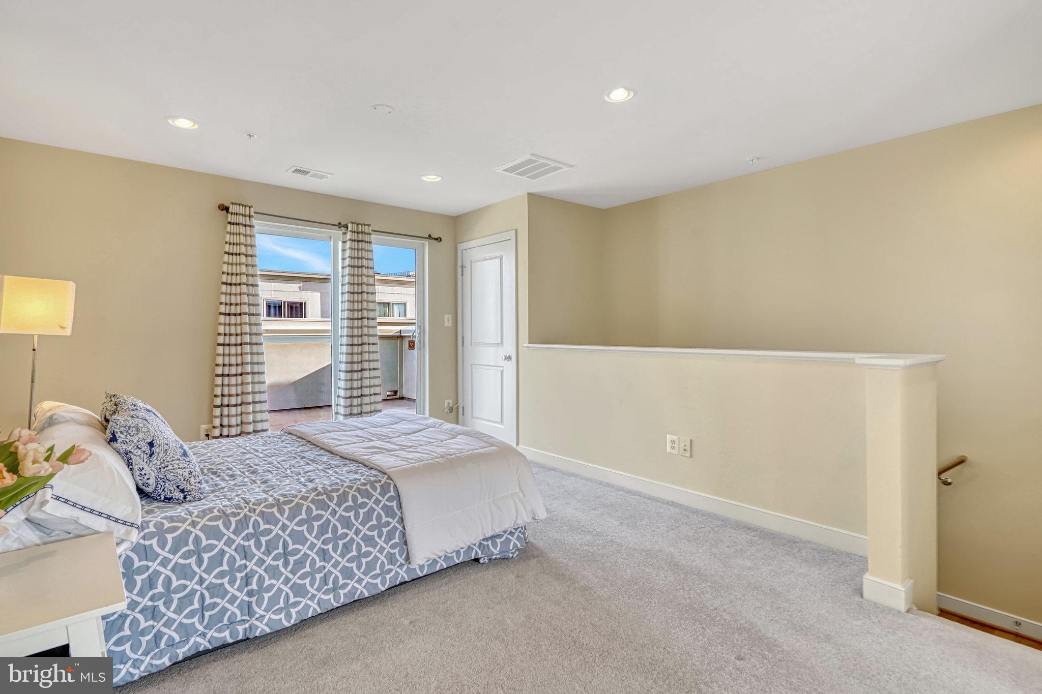 CENTERPOINTE - Residential