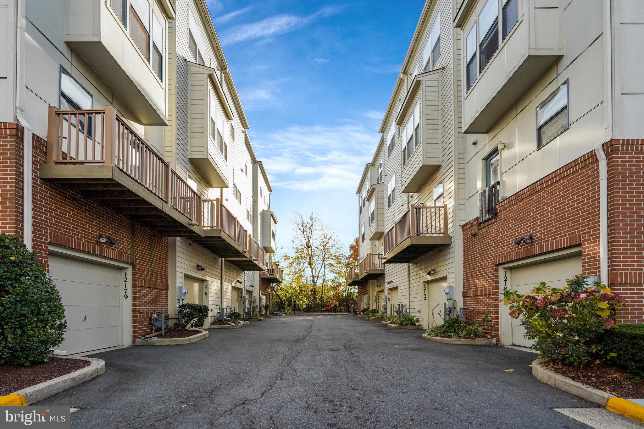 CENTERPOINTE - Residential