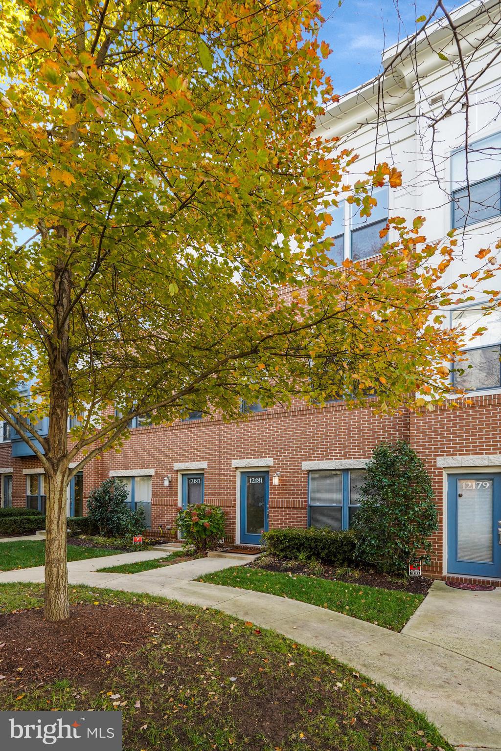 CENTERPOINTE - Residential