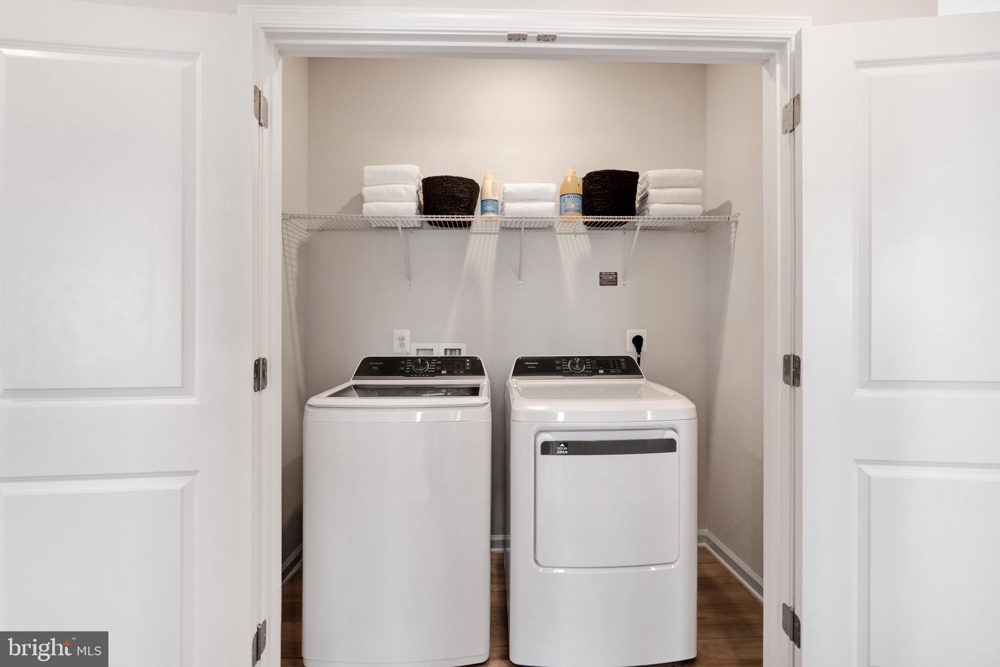 RED CLOVER MEADOWS - Residential