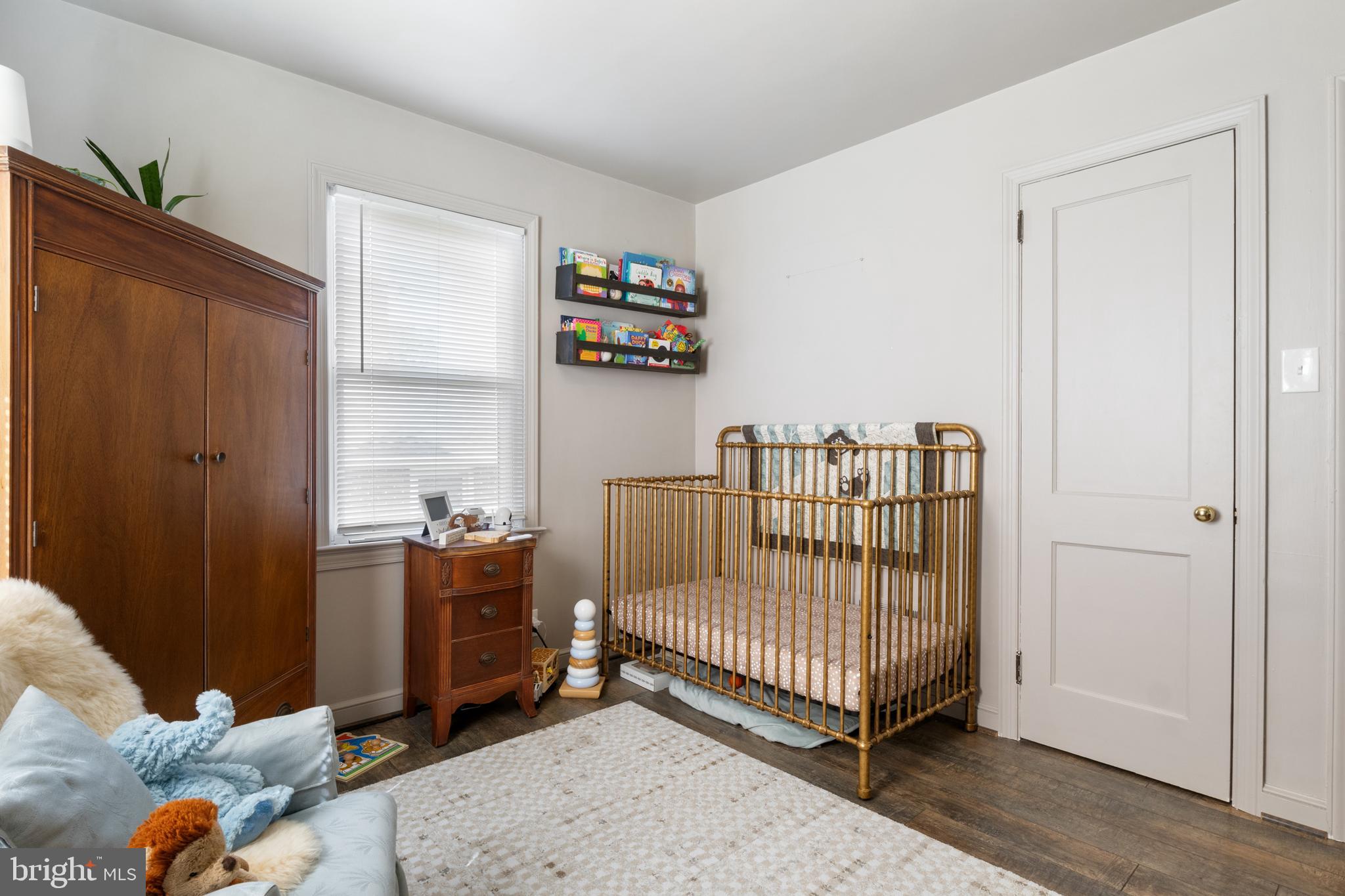 HILLCREST - Residential