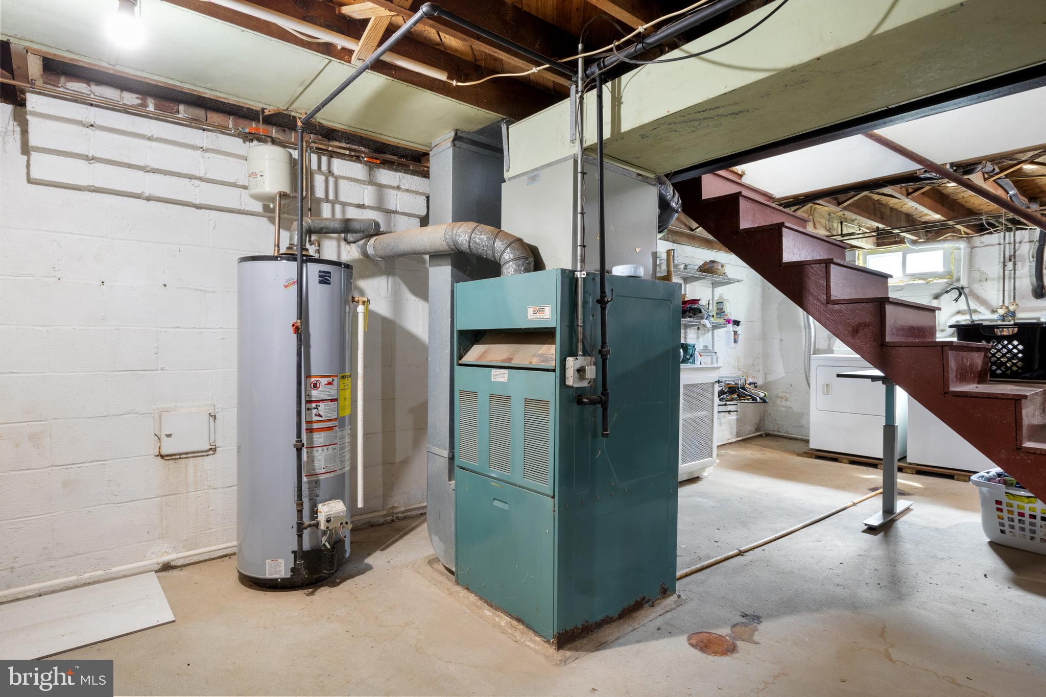 HILLCREST - Residential