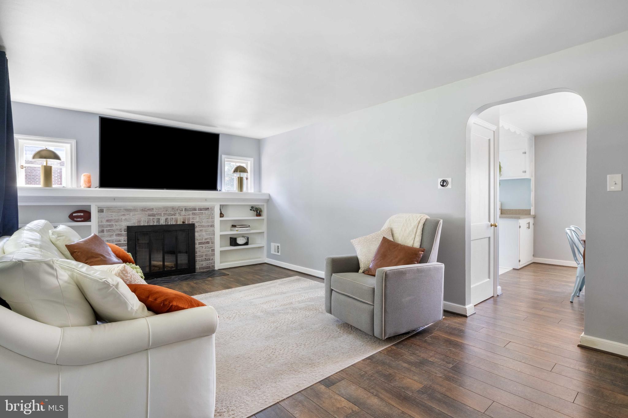 HILLCREST - Residential