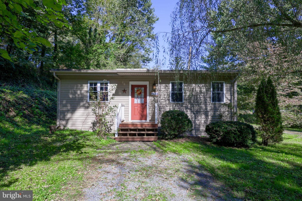 Photo of 892 Drager Road, COLUMBIA, PA 17512 (MLS # PALA2096872)