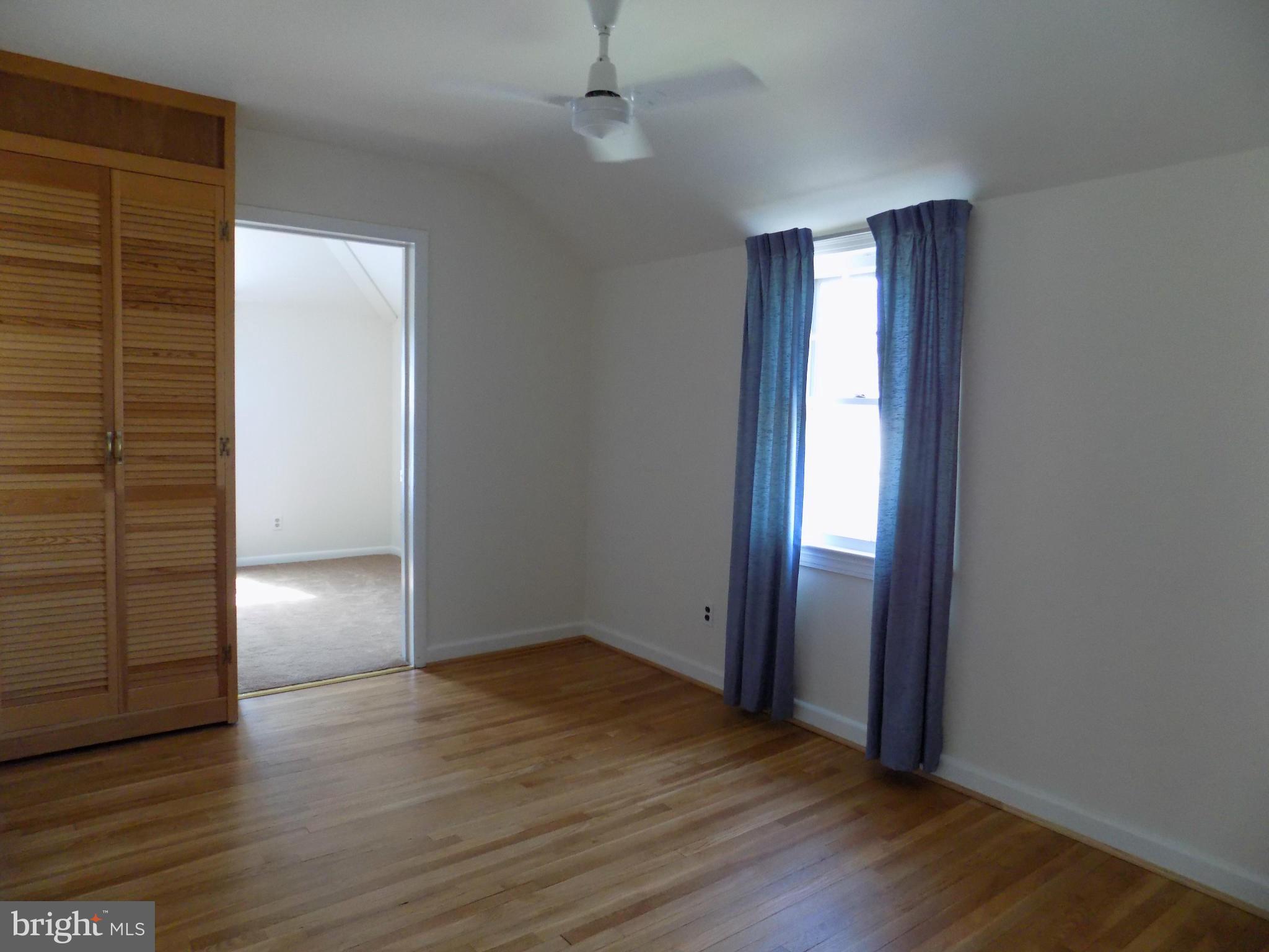 LANDOVER HILLS - Residential