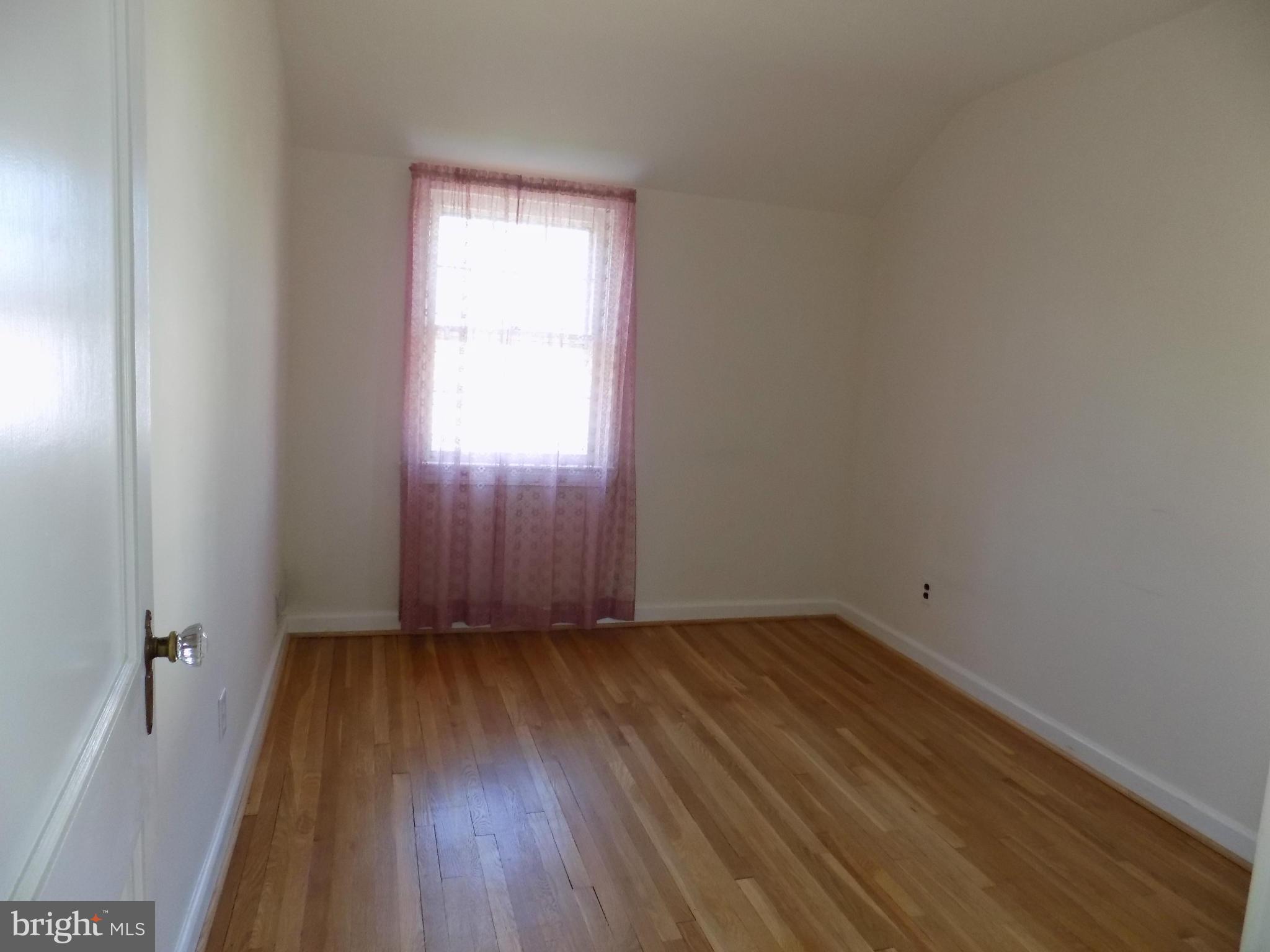 LANDOVER HILLS - Residential