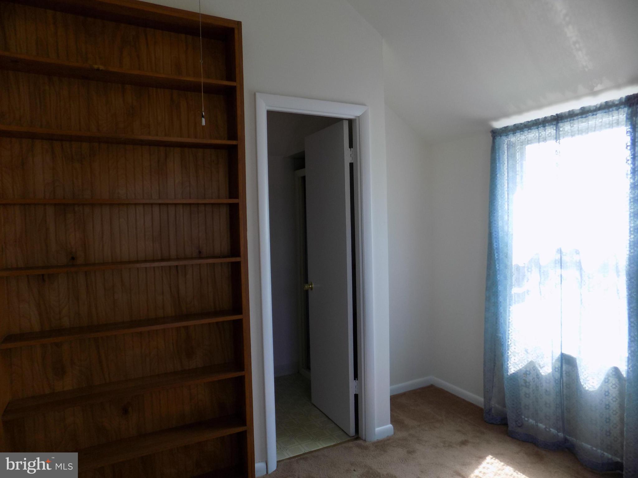 LANDOVER HILLS - Residential