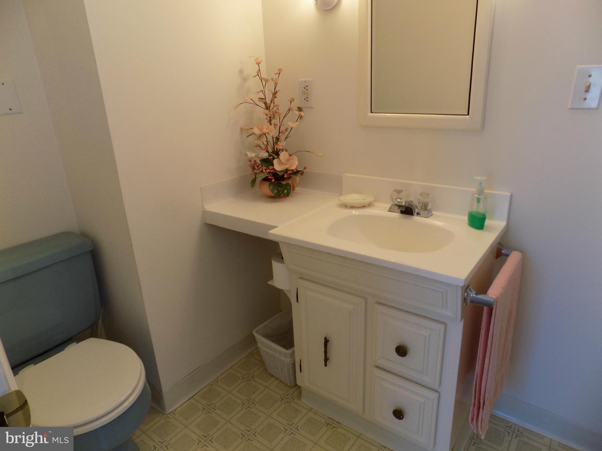 LANDOVER HILLS - Residential