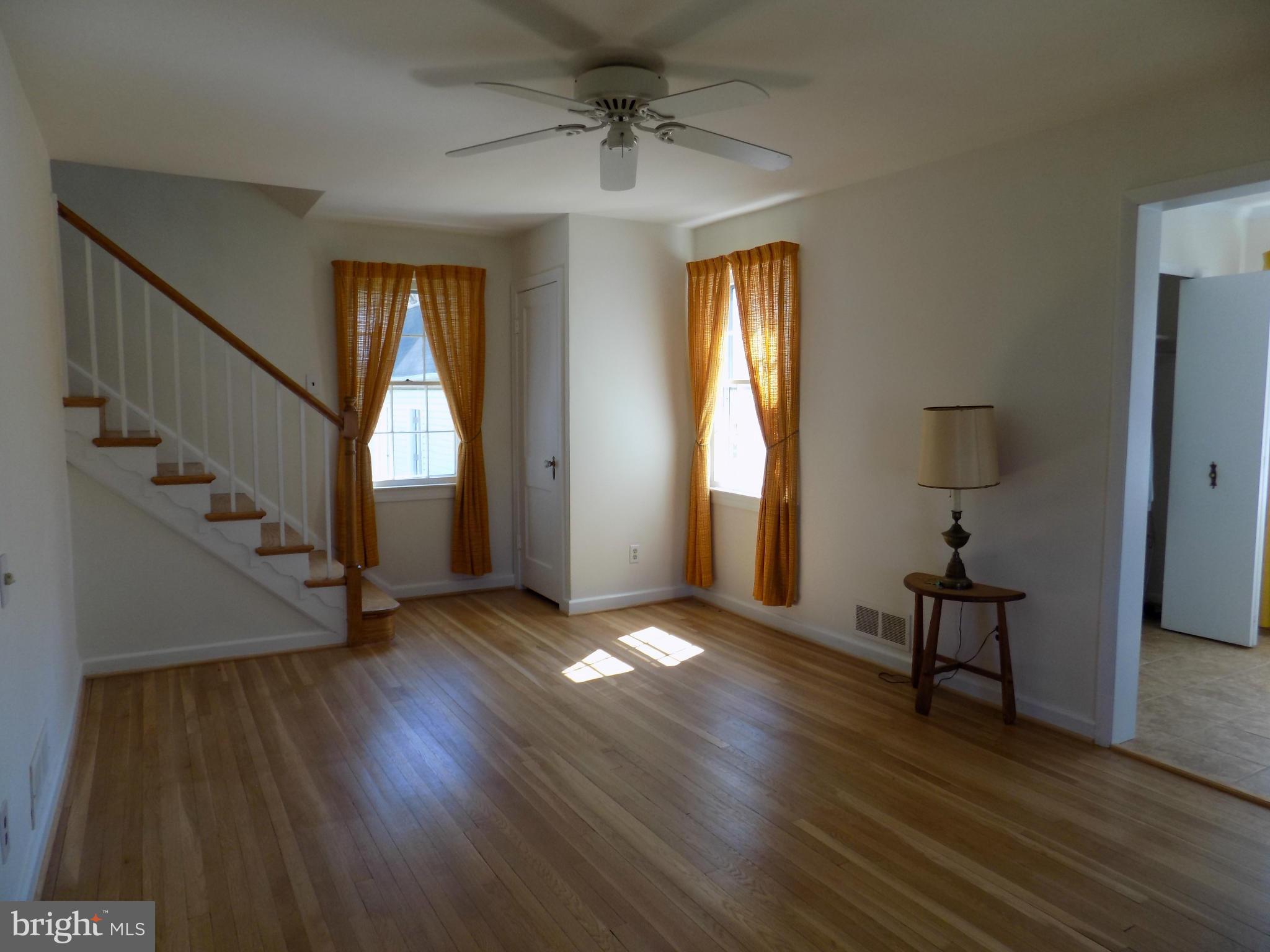 LANDOVER HILLS - Residential