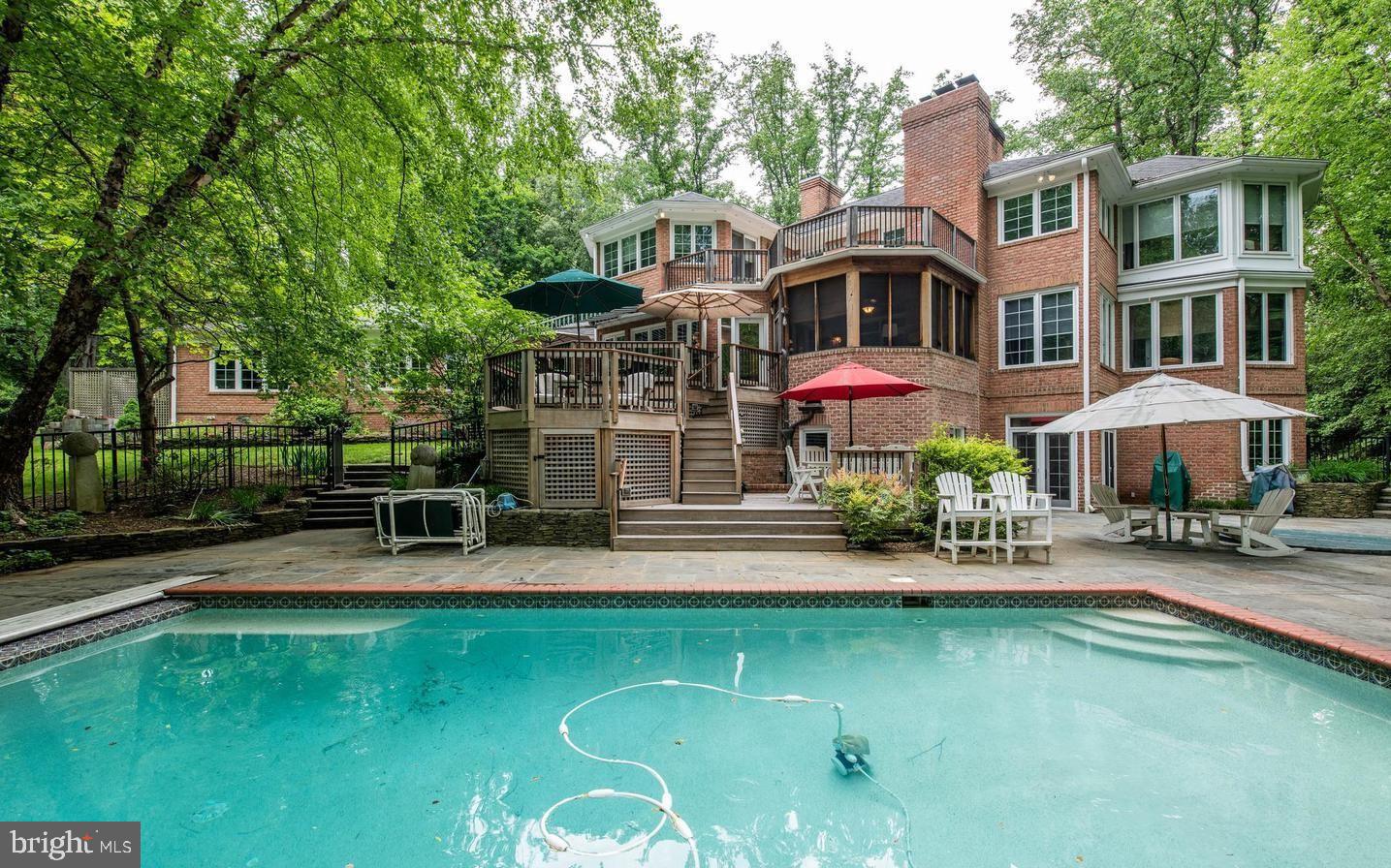 POPLAR POINT - Residential