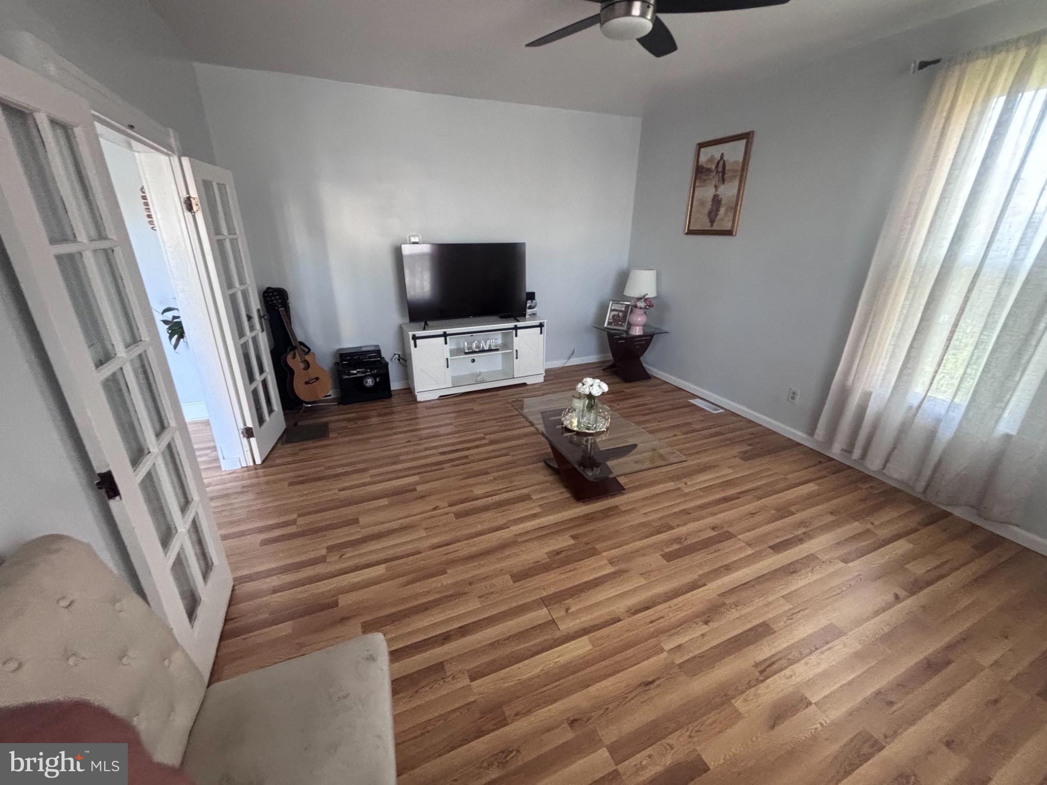 JOSHUA - Residential